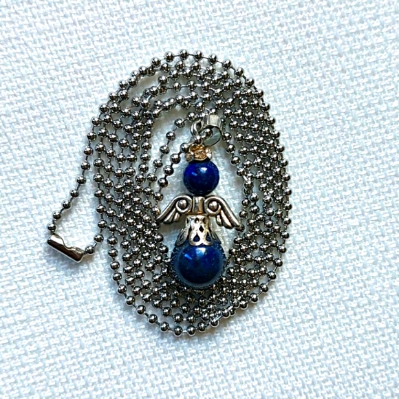 Gardian Angel necklace - Picture 2 of 7